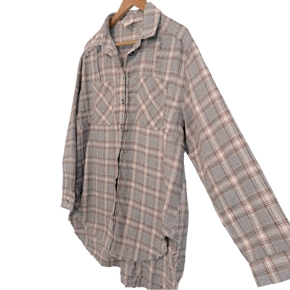 143 Story Women's Medium Grey Plaid Raw Hem Cotton Casual Button-Up Tunic Shirt - Picture 3 of 4